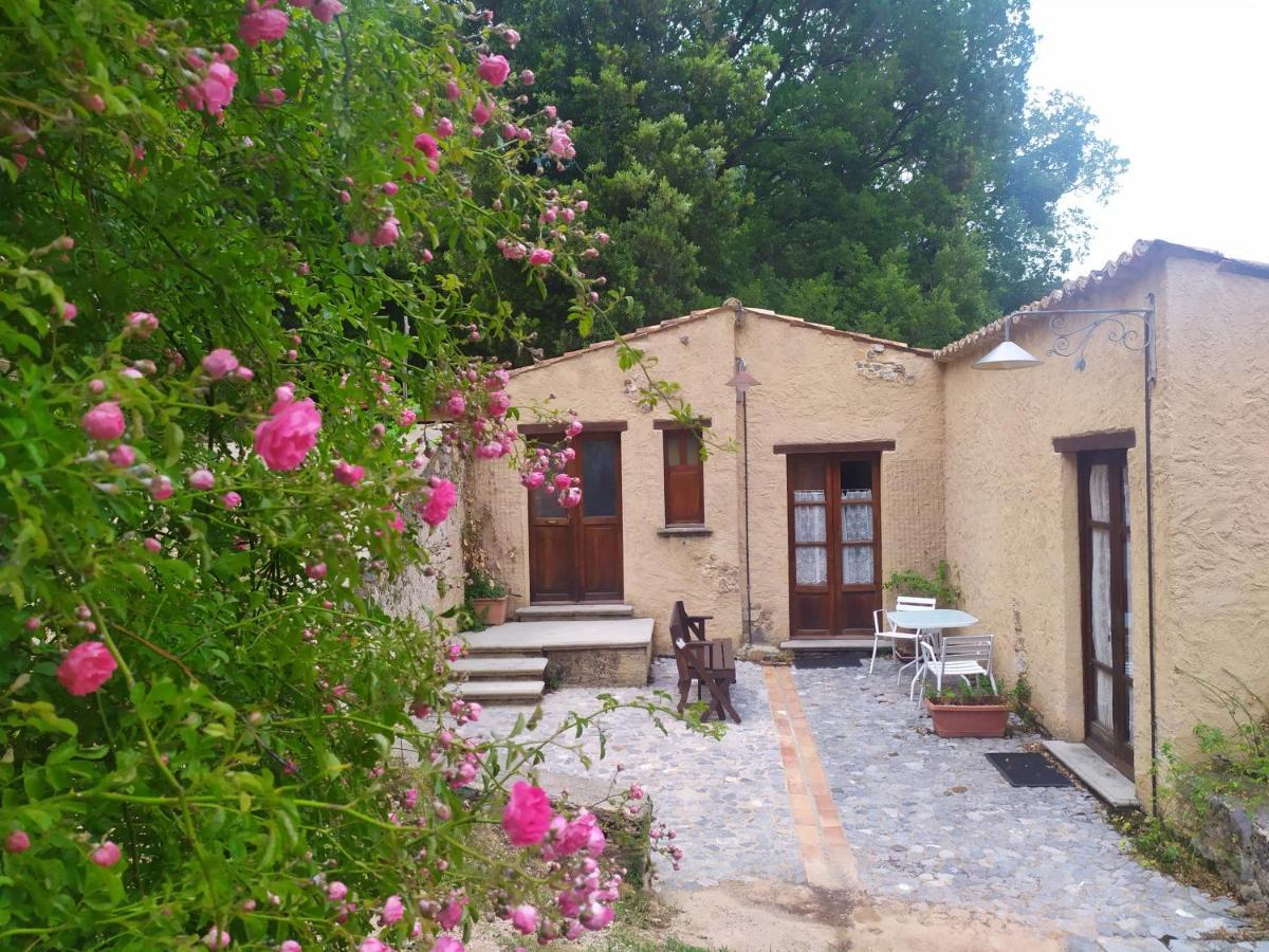 Agriturismo Colloreto Morano Calabro Bagian luar foto